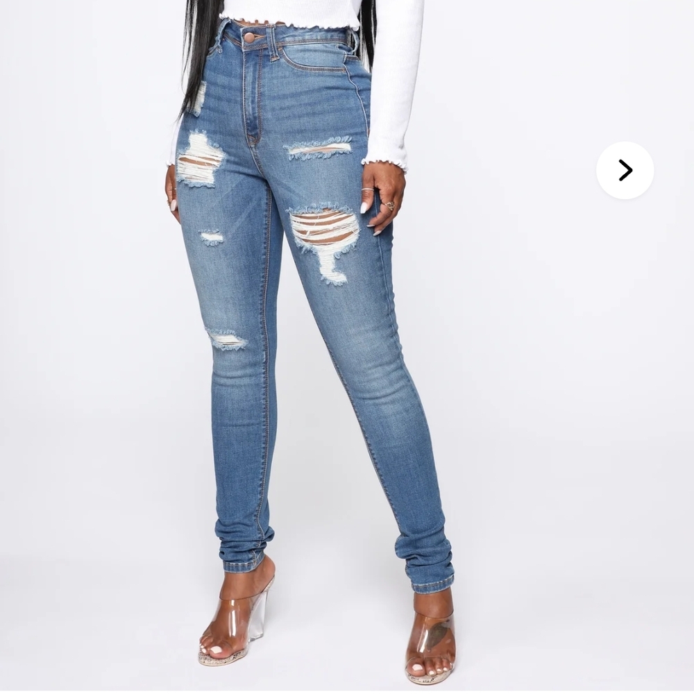 Fashion Nova Size 9 High Rise Distressed Blue Jeans Skinny Stretch Fall 0851-Bo